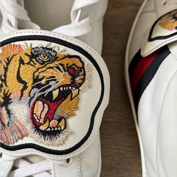 Men’s Gucci White High-Top Sneakers with Tiger Patch